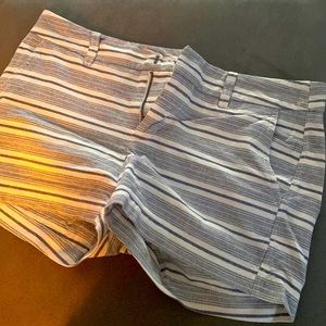 KHAKIS by GAP Blue Striped Shorts Size 0
